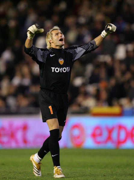 瓦伦西亚训练开放日,清晨战术微调引欢呼,欧联在即,纪律约束更严格的简单介绍-澳门赌博网