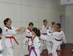 正后方的神威免费中文版-澳门线上娱乐