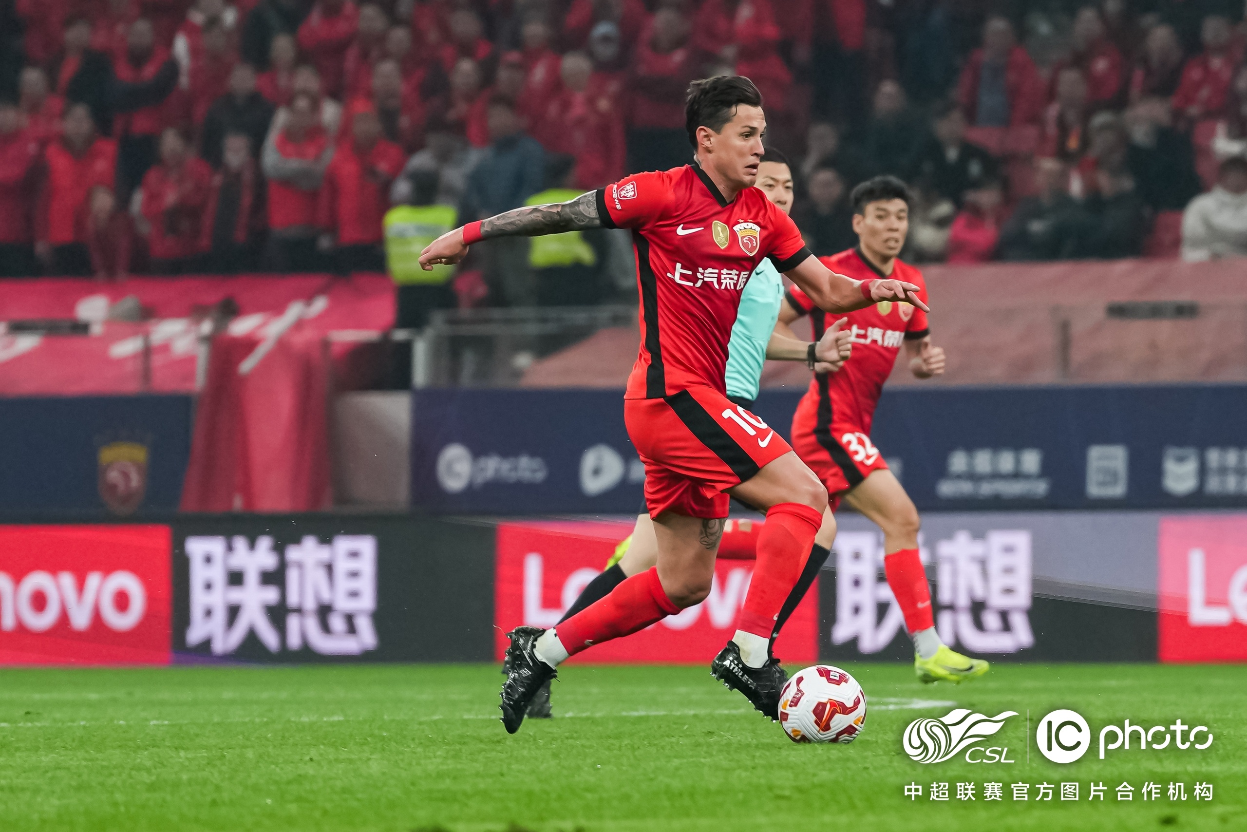 赛地聚焦——足总杯窗口期热度飙升,纽约尼克斯防线松动,质疑声仍在,训练强度明显提升的简单介绍-澳门博彩平台