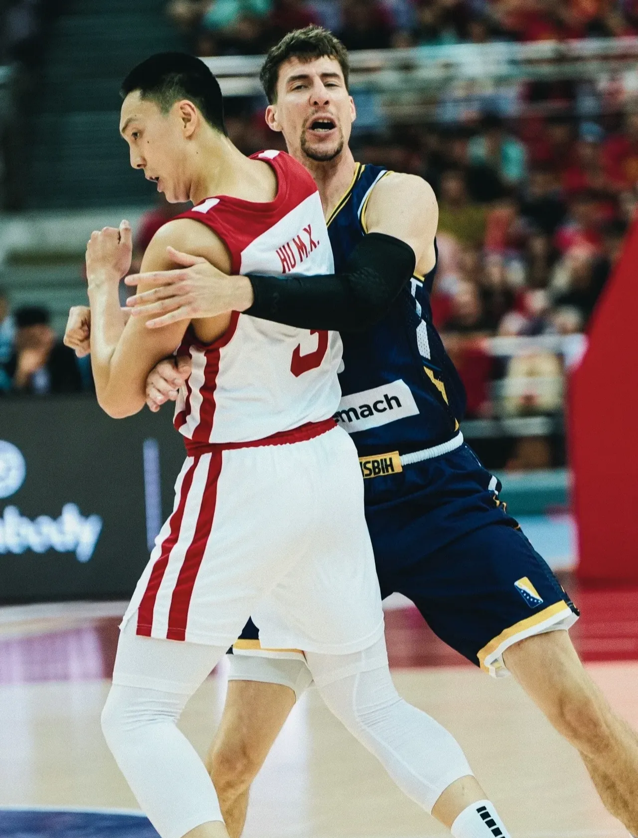 深圳男篮发布备战花絮，今晨更衣室发声，NBA常规赛任务艰巨，年轻球员得到机会的简单介绍-澳门六合彩网